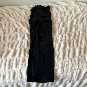 Men’s black jean pants size 32x34